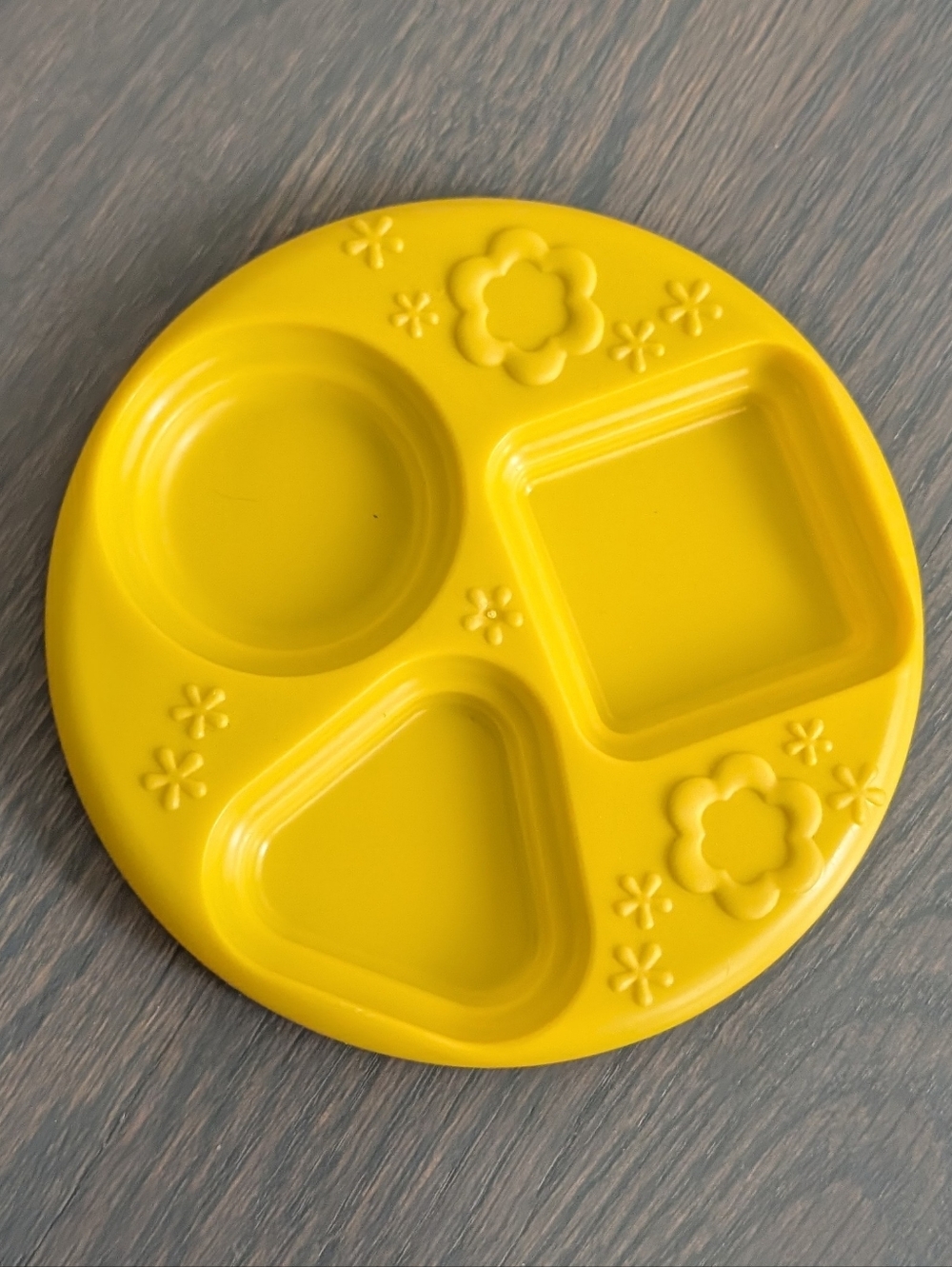 Leap Frog Shapes and Sharing Picnic Basket Replacement Piece Yellow Plate